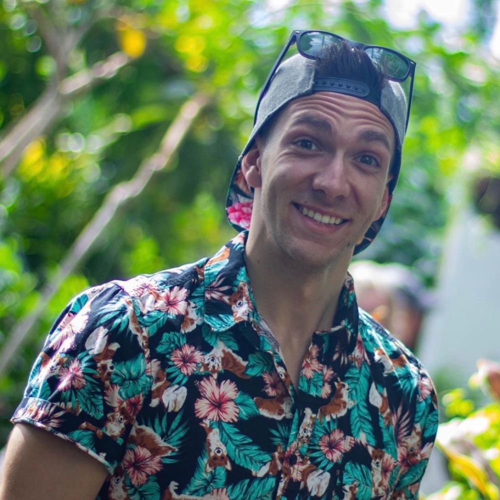 Meet your Posher, Tyler